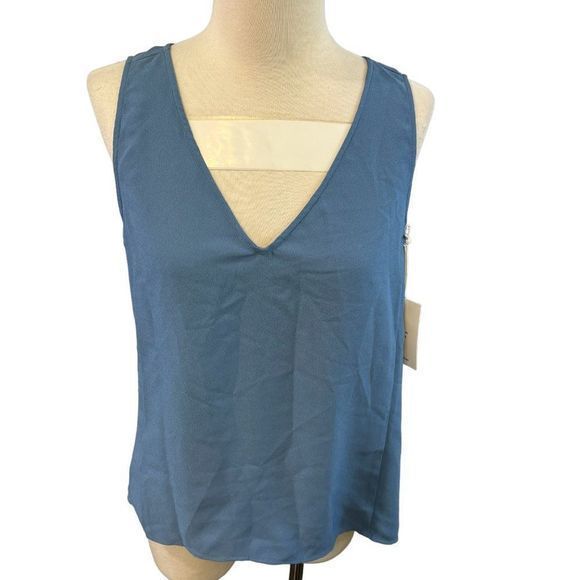 NWOT NORDSTROM V-Neck Tank‎ Top in Blue Coronet (S) - Picture 11 of 12